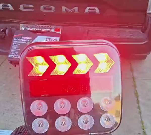 Sequential amber turn signal arrows on the wireless trailer light